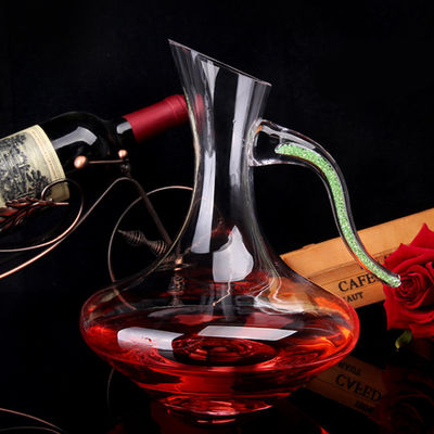 Het klassieke Ontwerp om Wijnkaraf, overhandigt Opgeblazen Loodvrije Glaskaraf leverancier