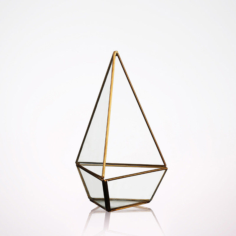 De met de hand gemaakte van het de Desktopglas van Glashomeware Onregelmatige Diamantvormige Planter van Terrarium leverancier